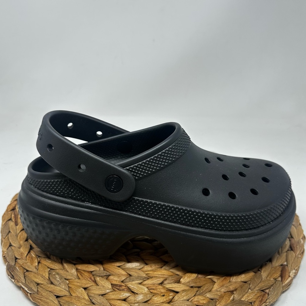 CROCS Stomp Clog All Black Size 7 Men's, 9 Women's